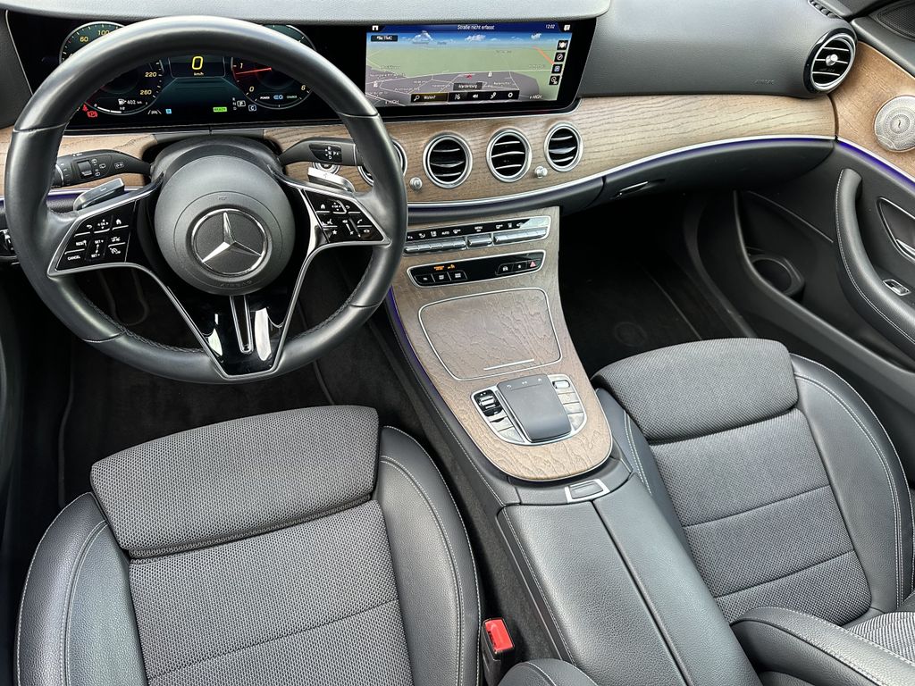 Mercedes-Benz E 300 2022