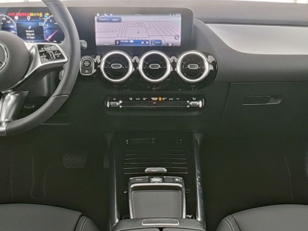 Mercedes-Benz GLA 250 2024