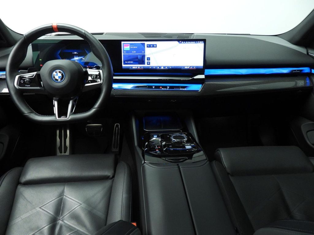 BMW i5 2024