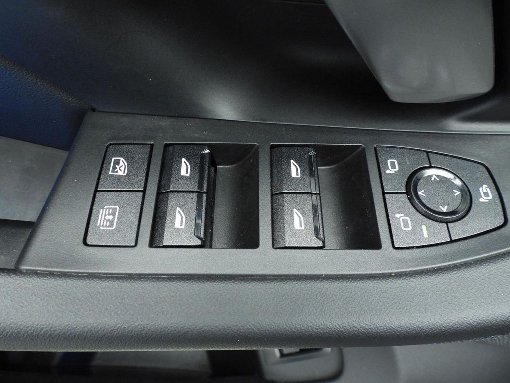BMW i5 2024