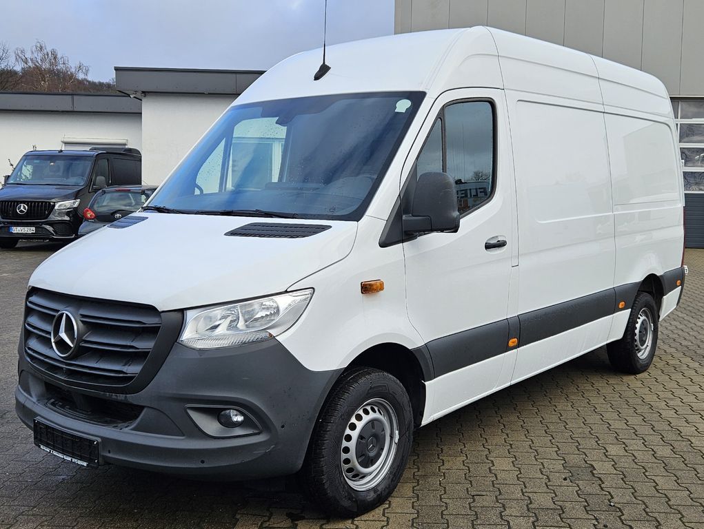 Mercedes-Benz Sprinter 2024