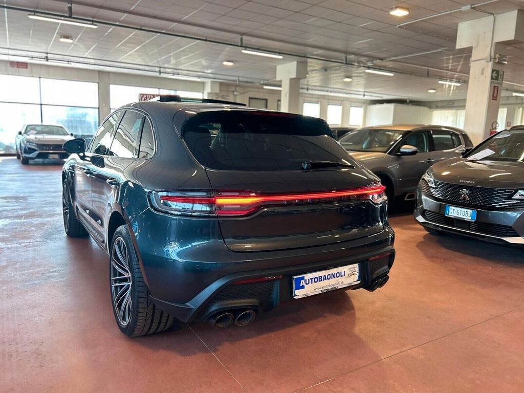 Porsche Macan 2022