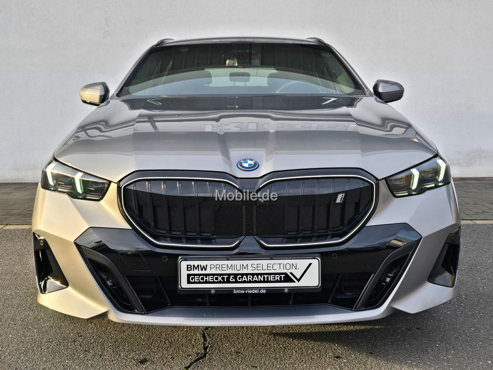 BMW i5 2024