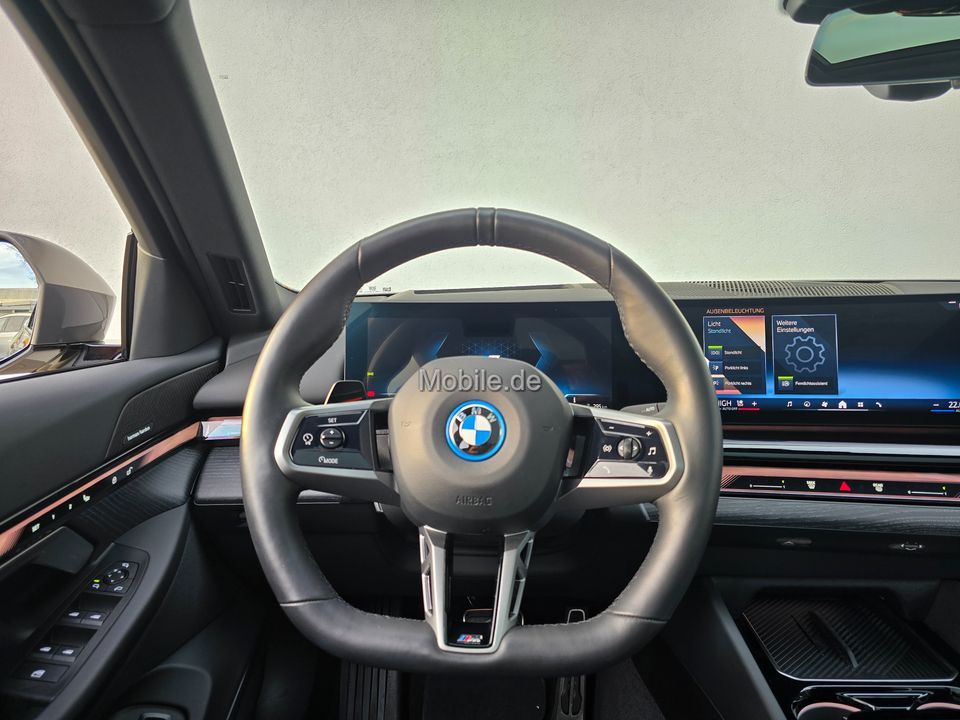 BMW i5 2024