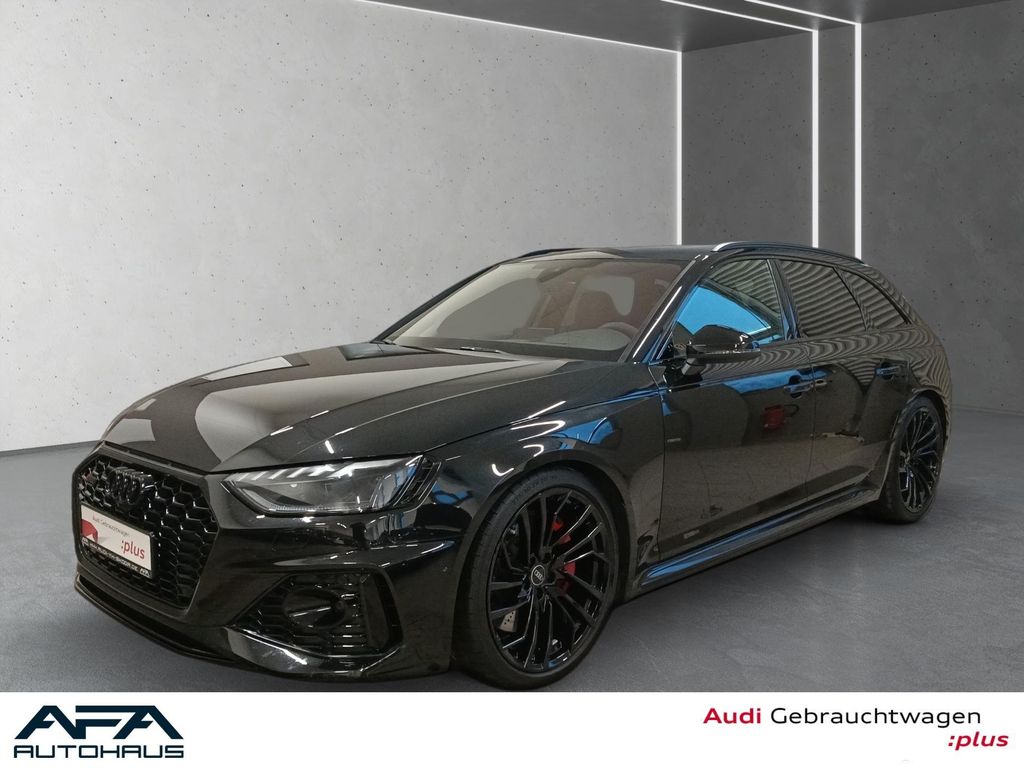 Audi RS4 2023