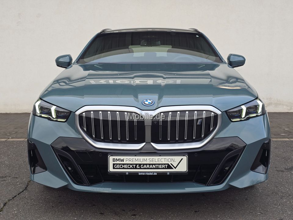 BMW i5 2025