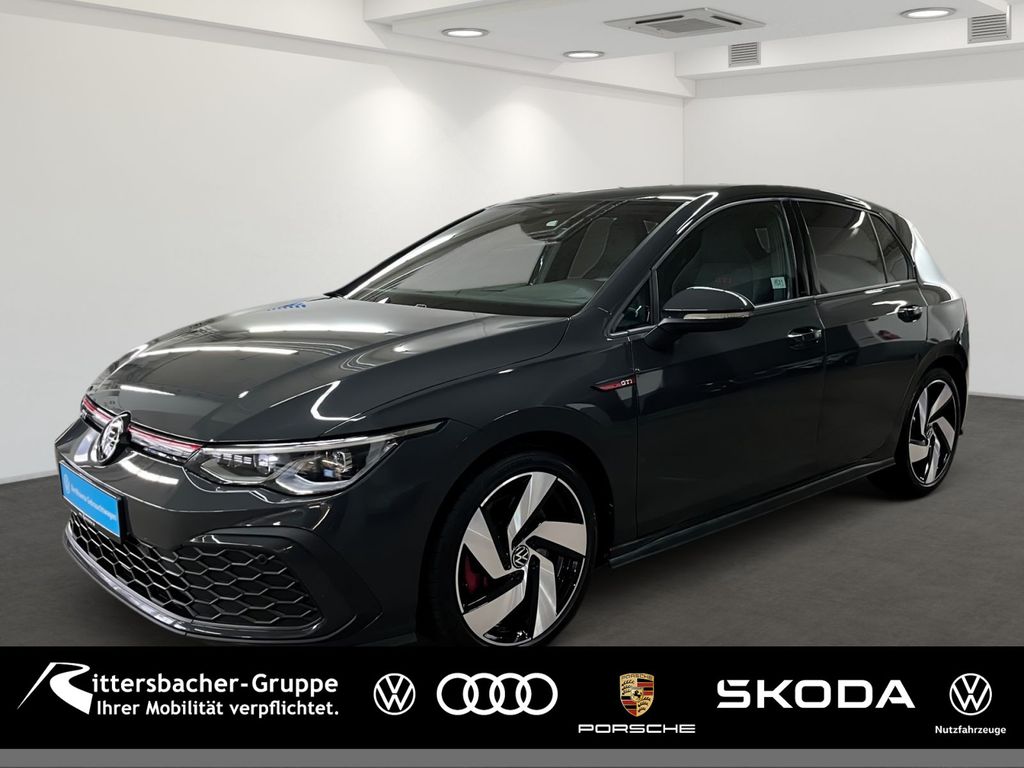 Volkswagen Golf 2024