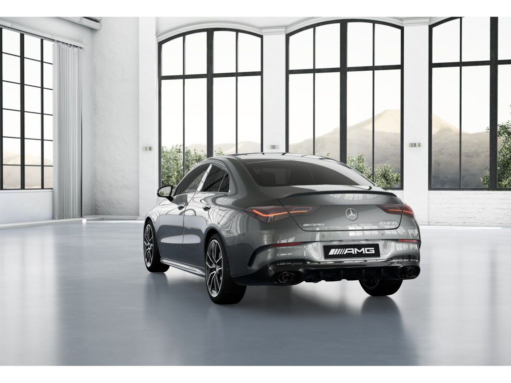 Mercedes-Benz CLA 35 AMG 2024