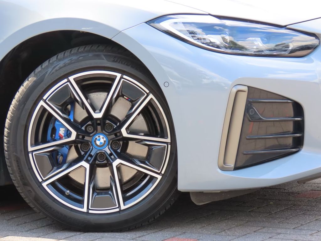 BMW i4 2022