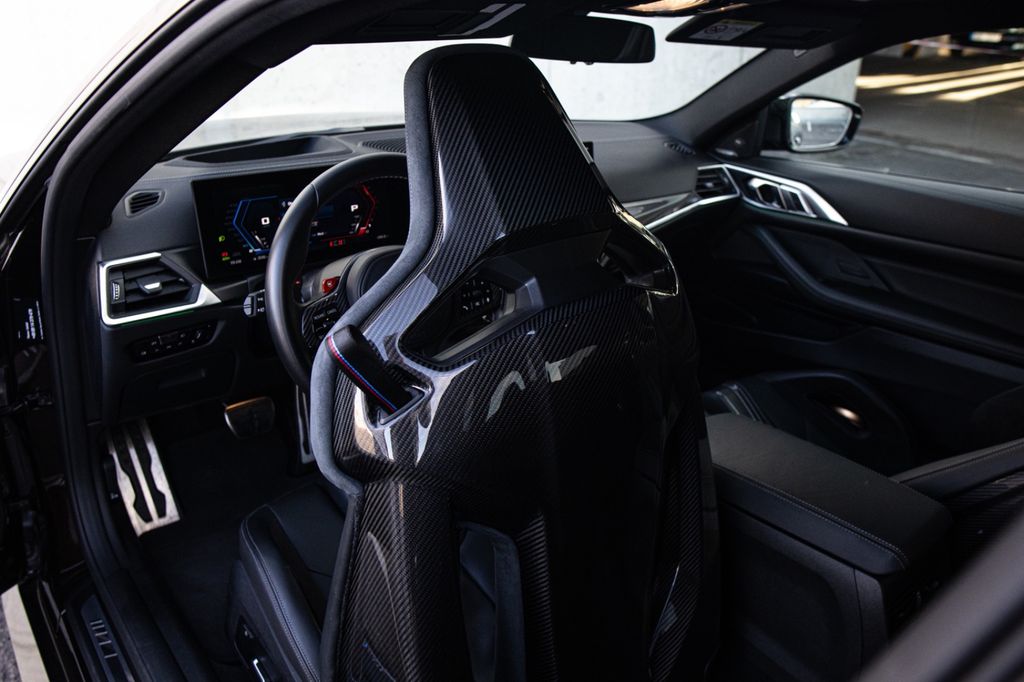 BMW M4 2024