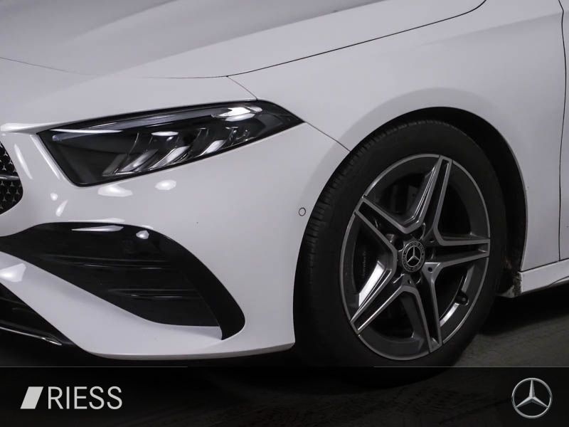 Mercedes-Benz A 220 2024