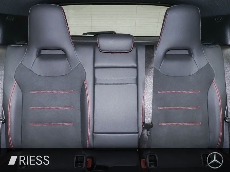 Mercedes-Benz A 220 2024