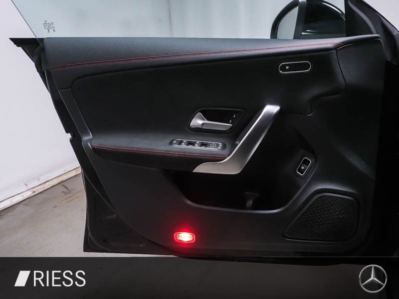 Mercedes-Benz CLA 220 2024