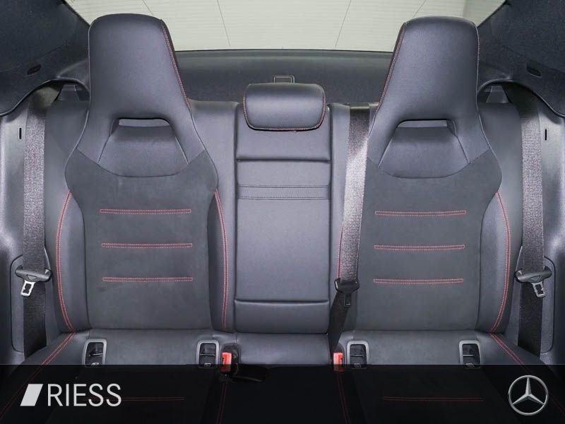 Mercedes-Benz CLA 220 2024