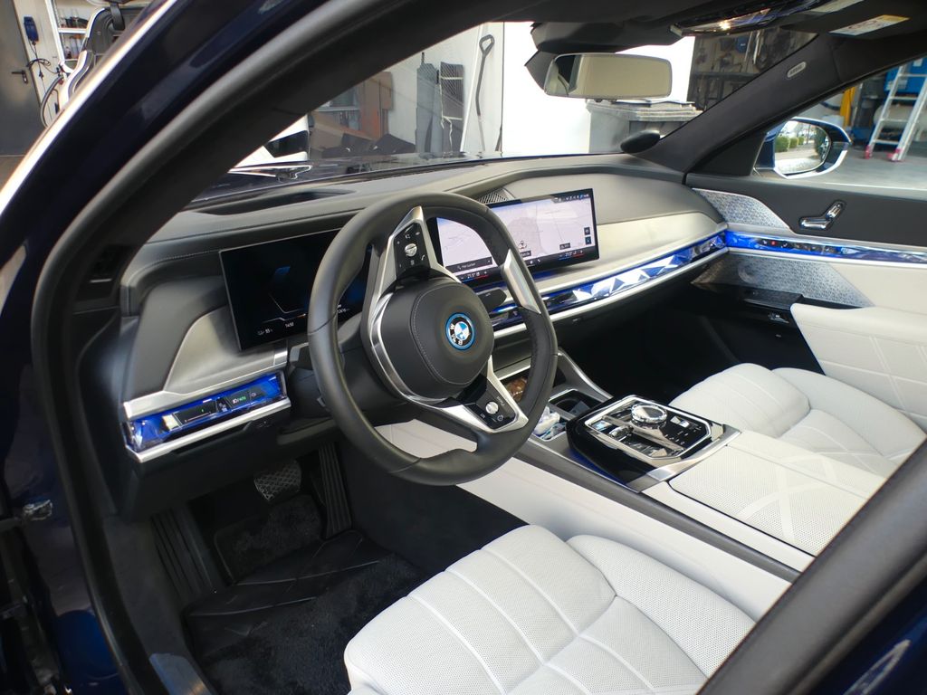 BMW i7 2022