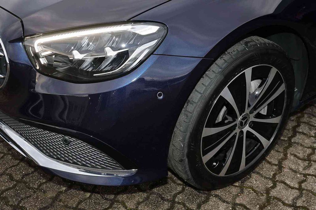 Mercedes-Benz E 300 2021
