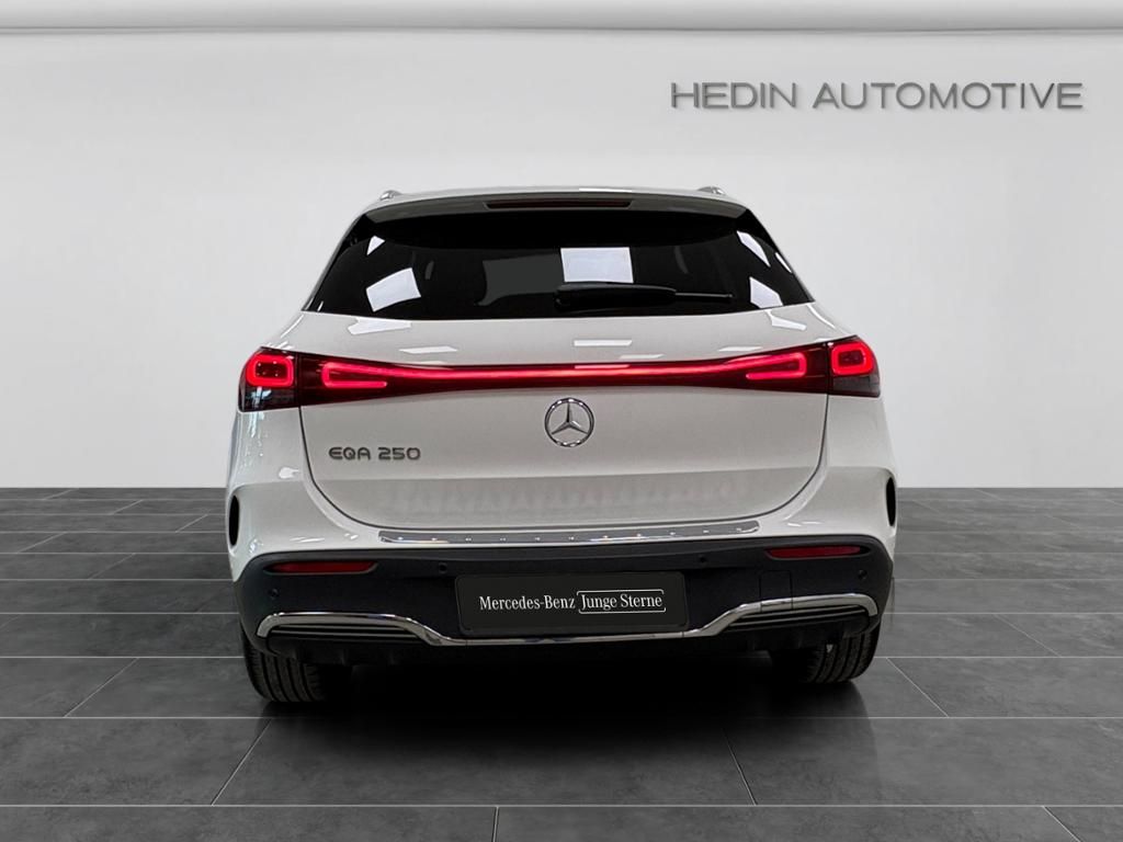 Mercedes-Benz EQA 2023