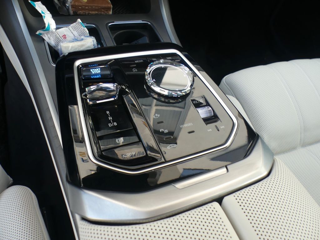 BMW i7 2022