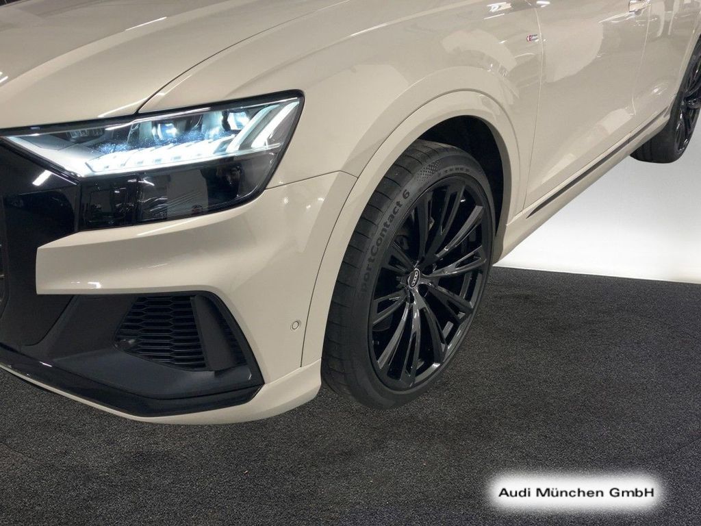 Audi Q8 2021