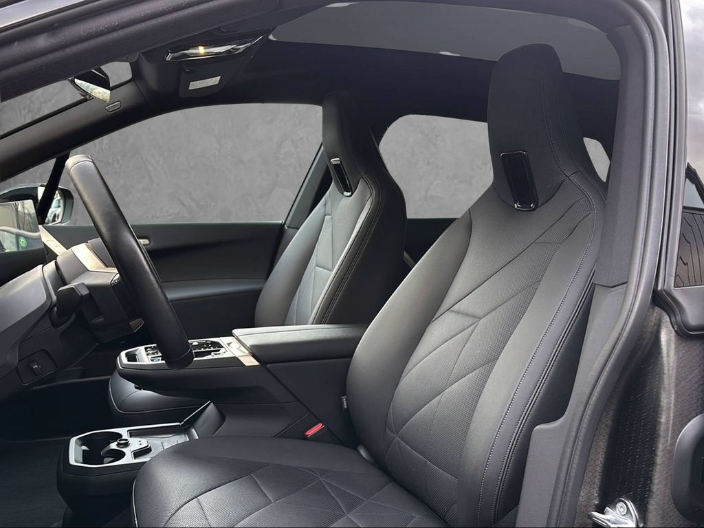 BMW iX 2023