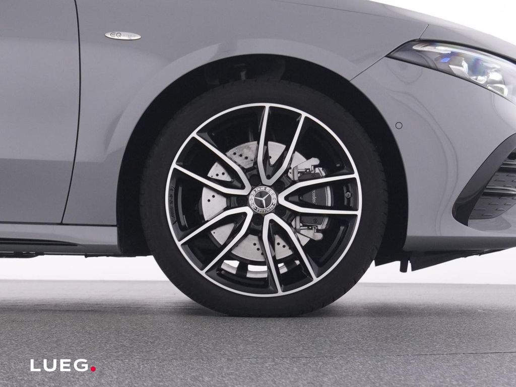 Mercedes-Benz A 250 2025