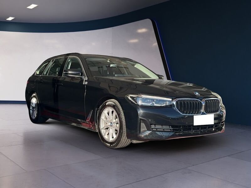 BMW 520 2022