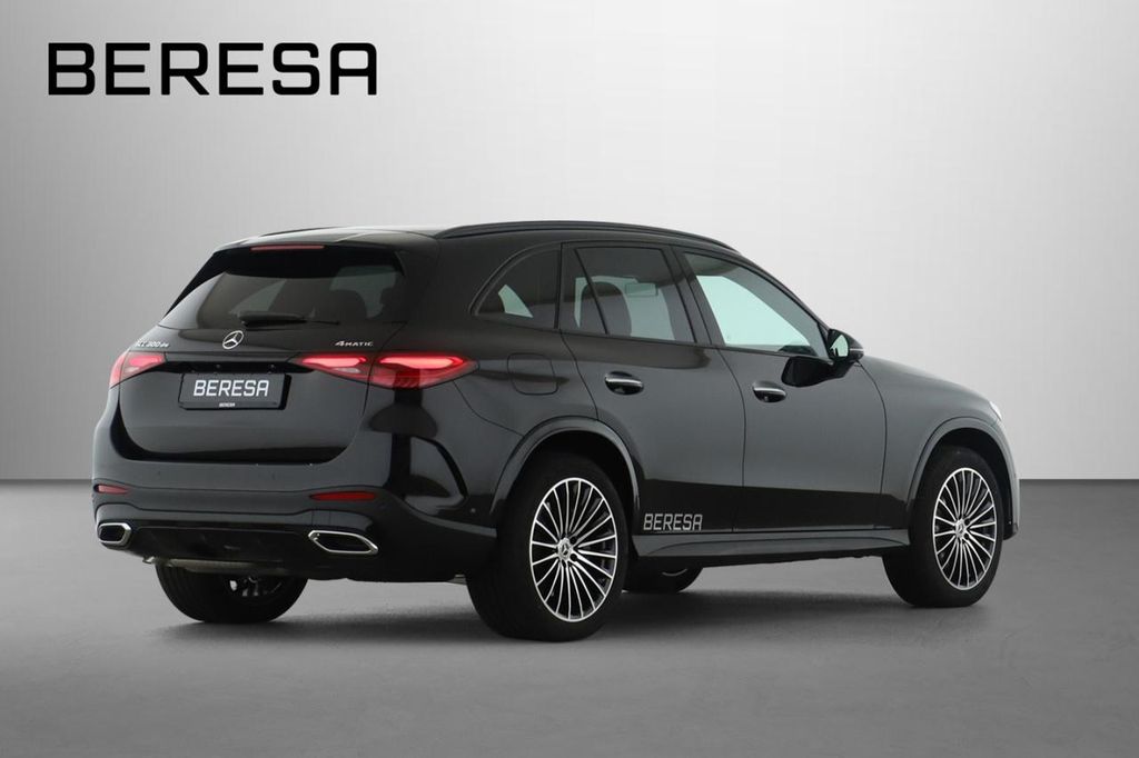 Mercedes-Benz GLC 300 2025