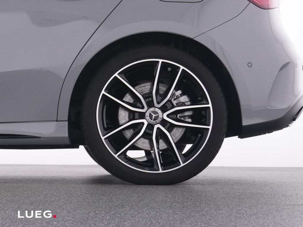 Mercedes-Benz A 250 2025