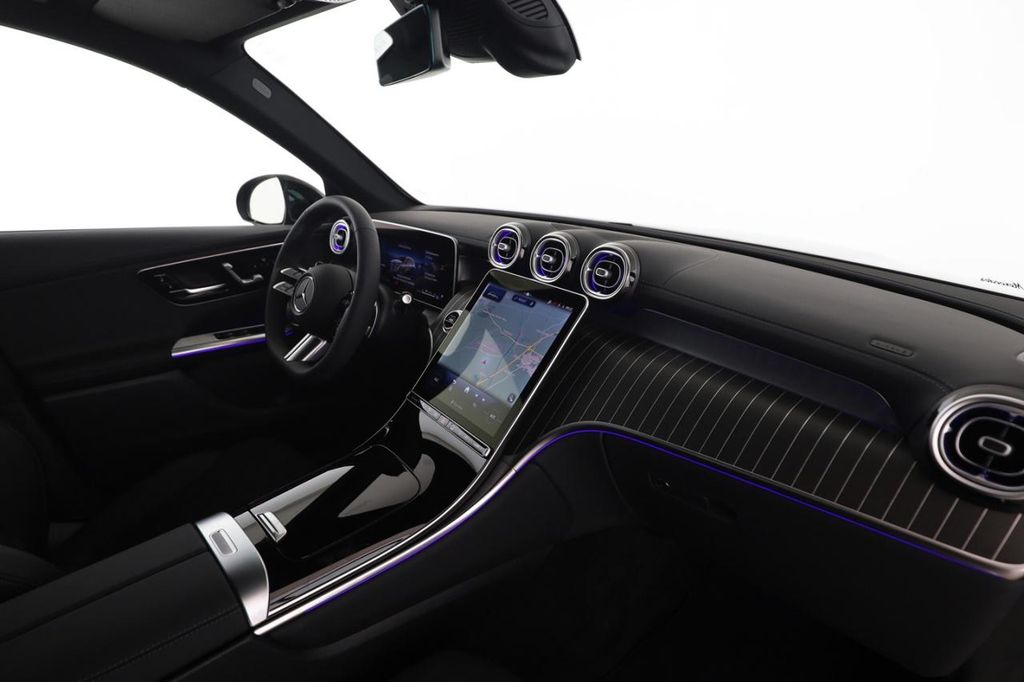 Mercedes-Benz GLC 300 2025