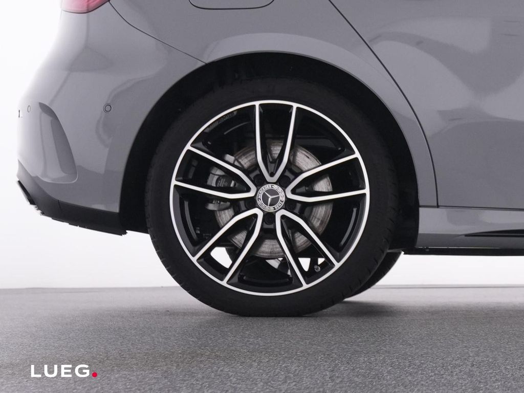 Mercedes-Benz A 250 2025