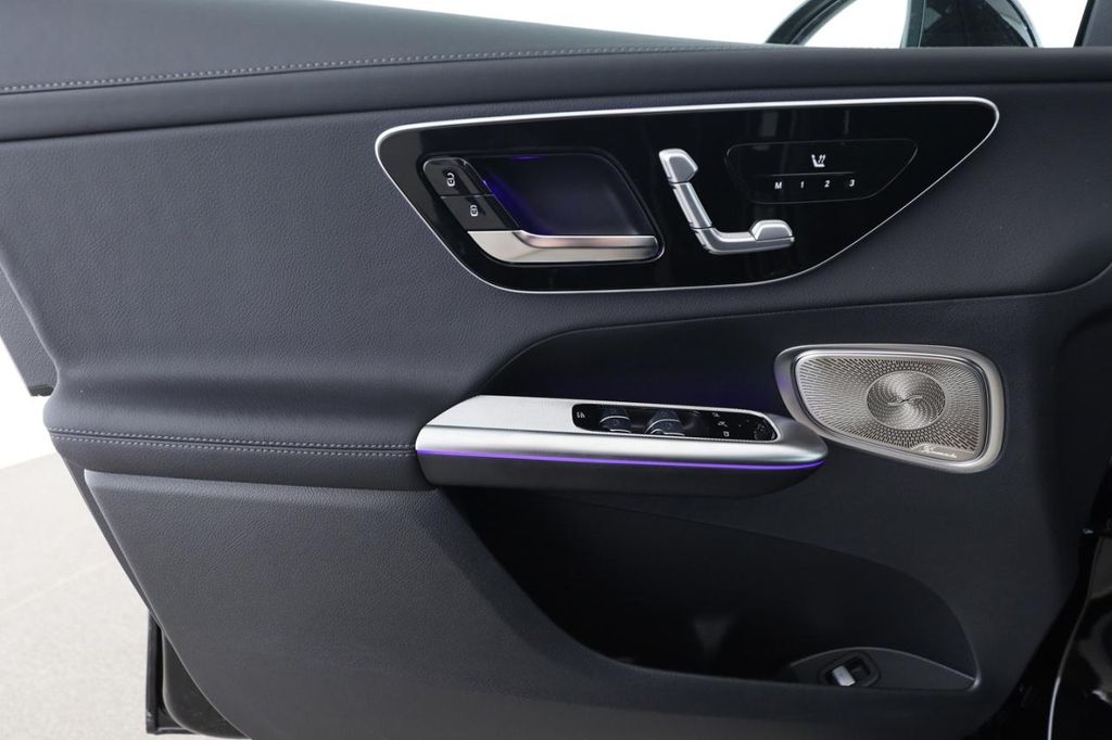 Mercedes-Benz GLC 300 2025