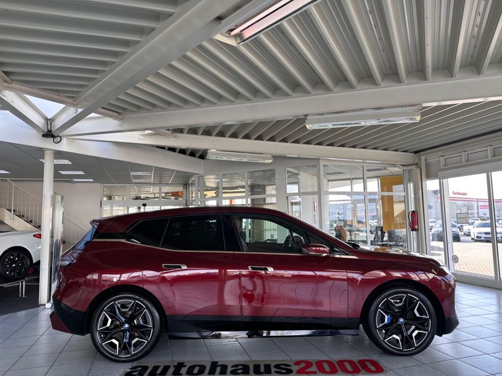 BMW iX 2021