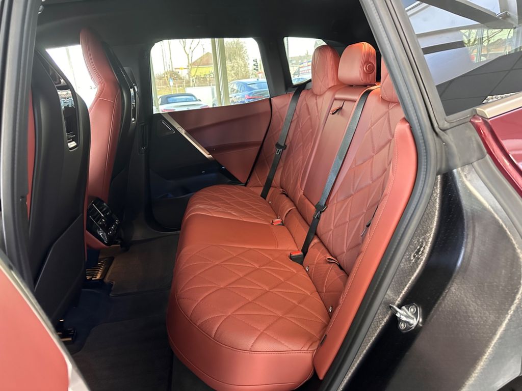 BMW iX 2021