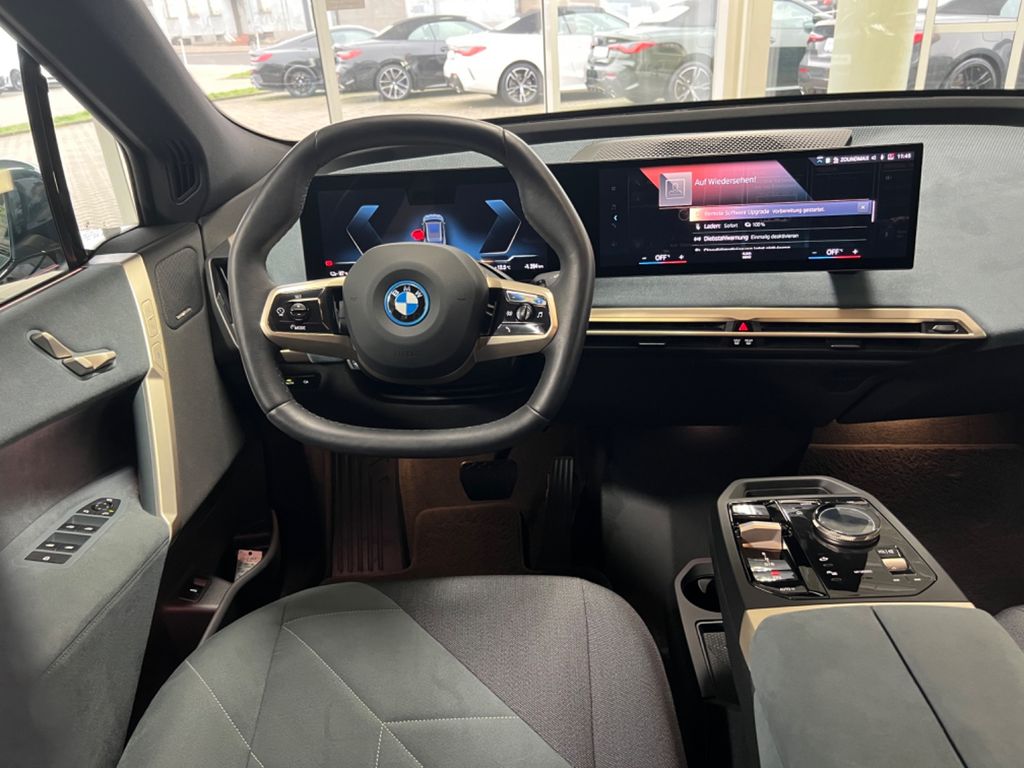 BMW iX 2021