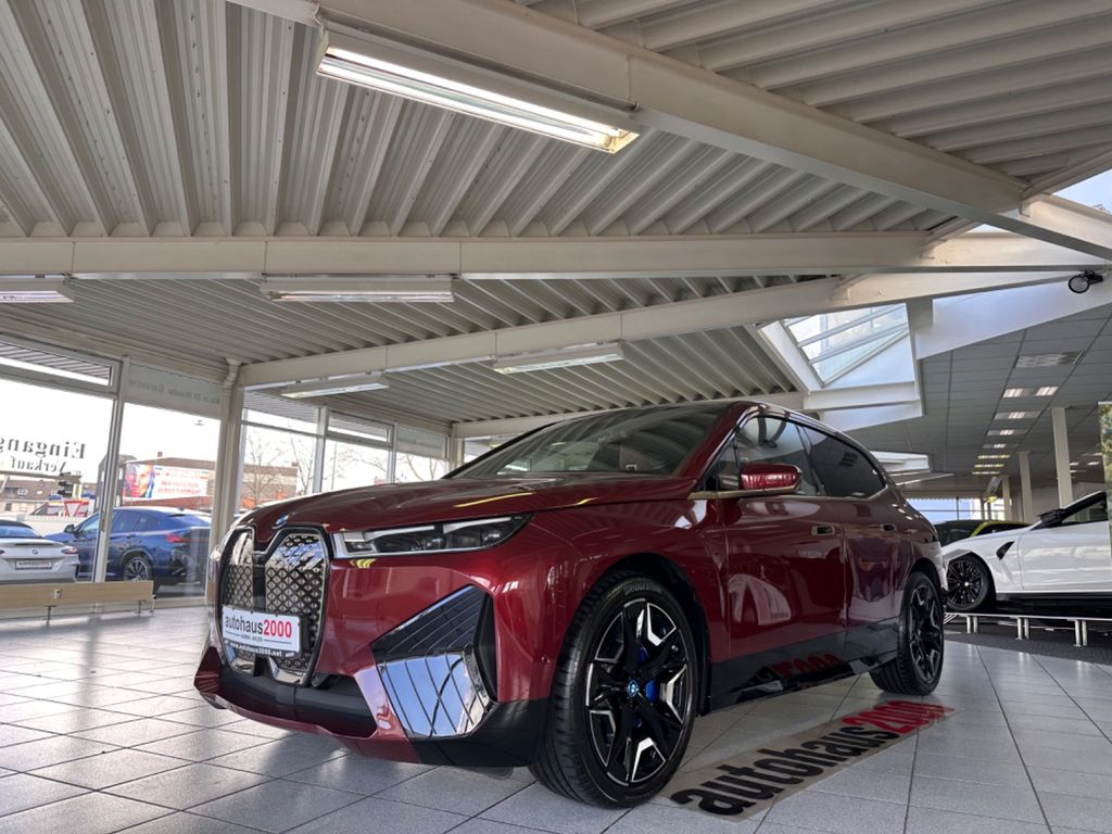 BMW iX 2021