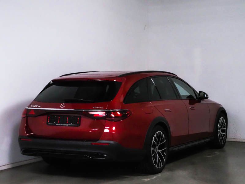 Mercedes-Benz E 300 2024