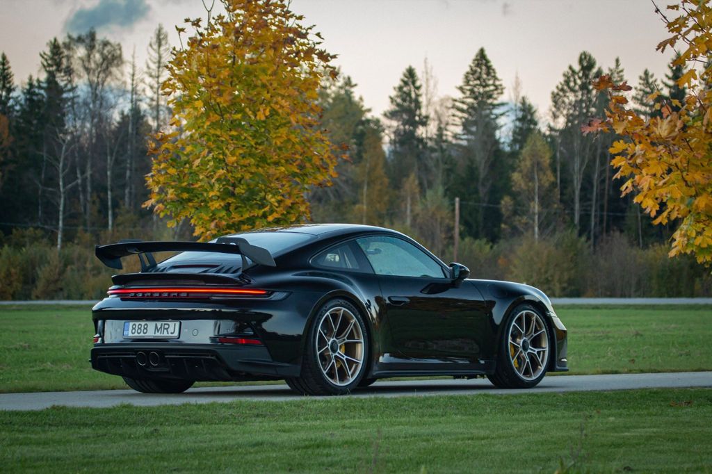 Porsche 992 2024