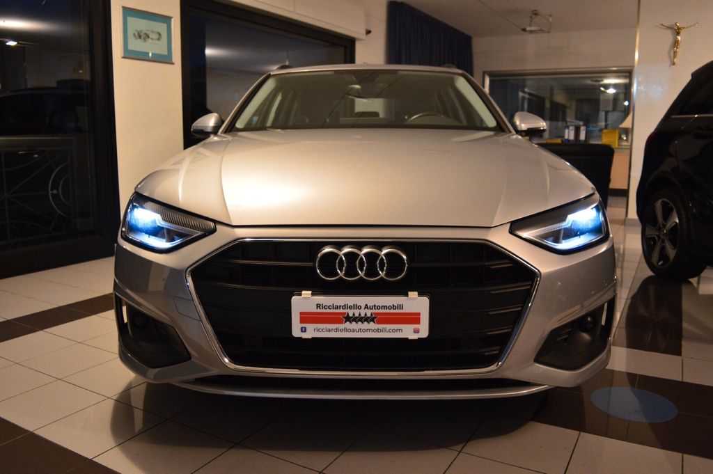 Audi A4 2021