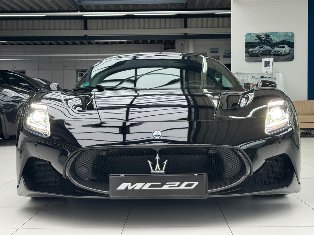 Maserati MC20 2025