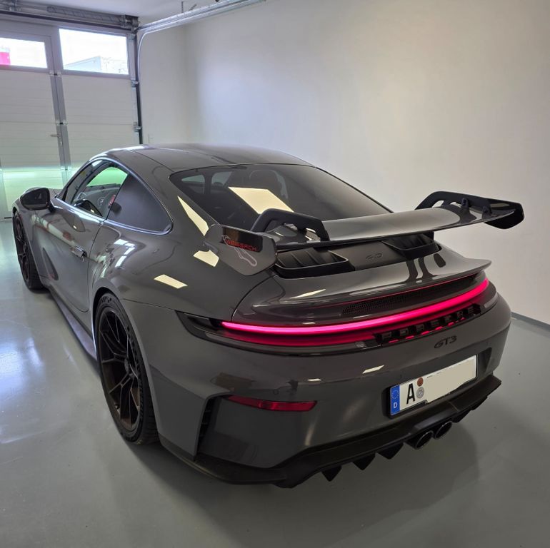Porsche 992