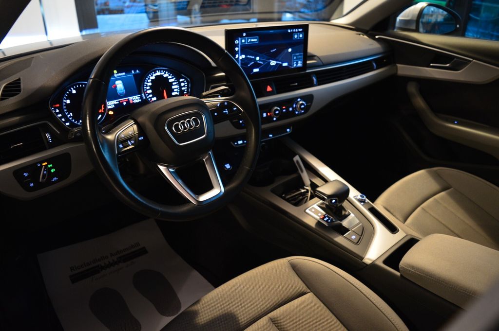 Audi A4 2021