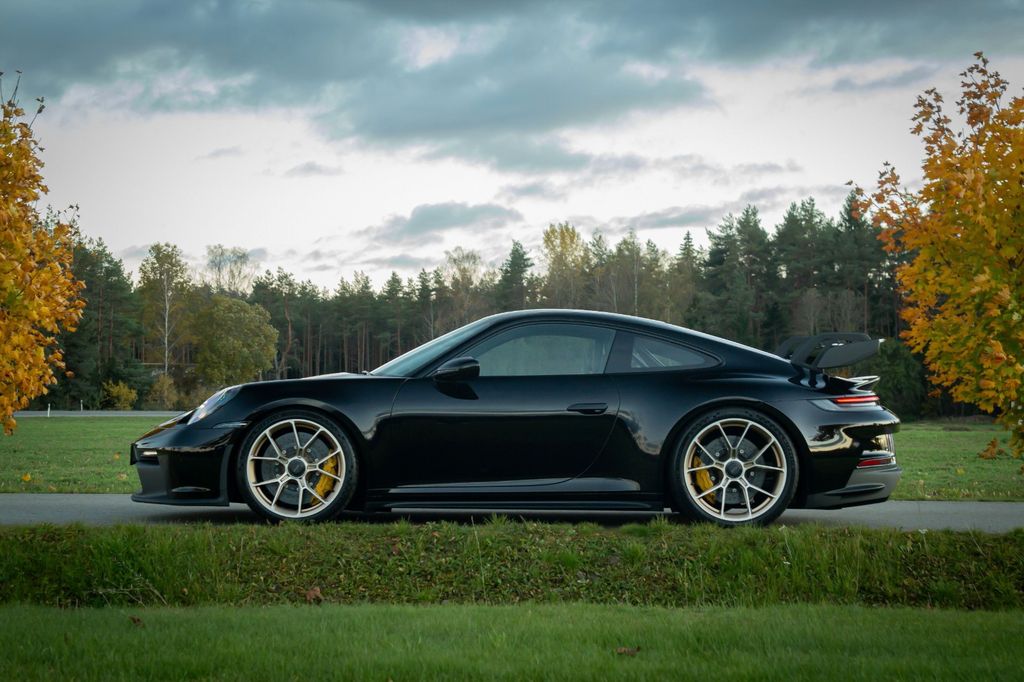 Porsche 992 2024