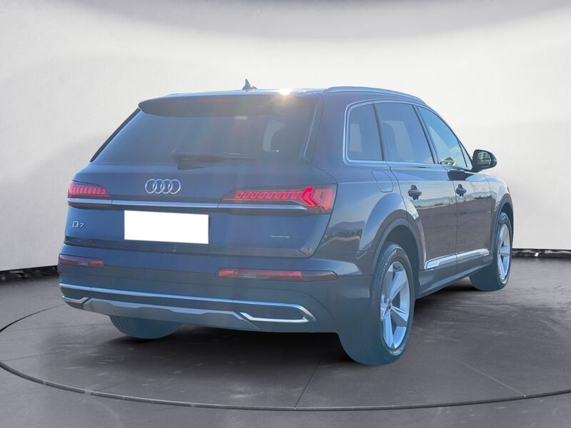 Audi Q7 2021