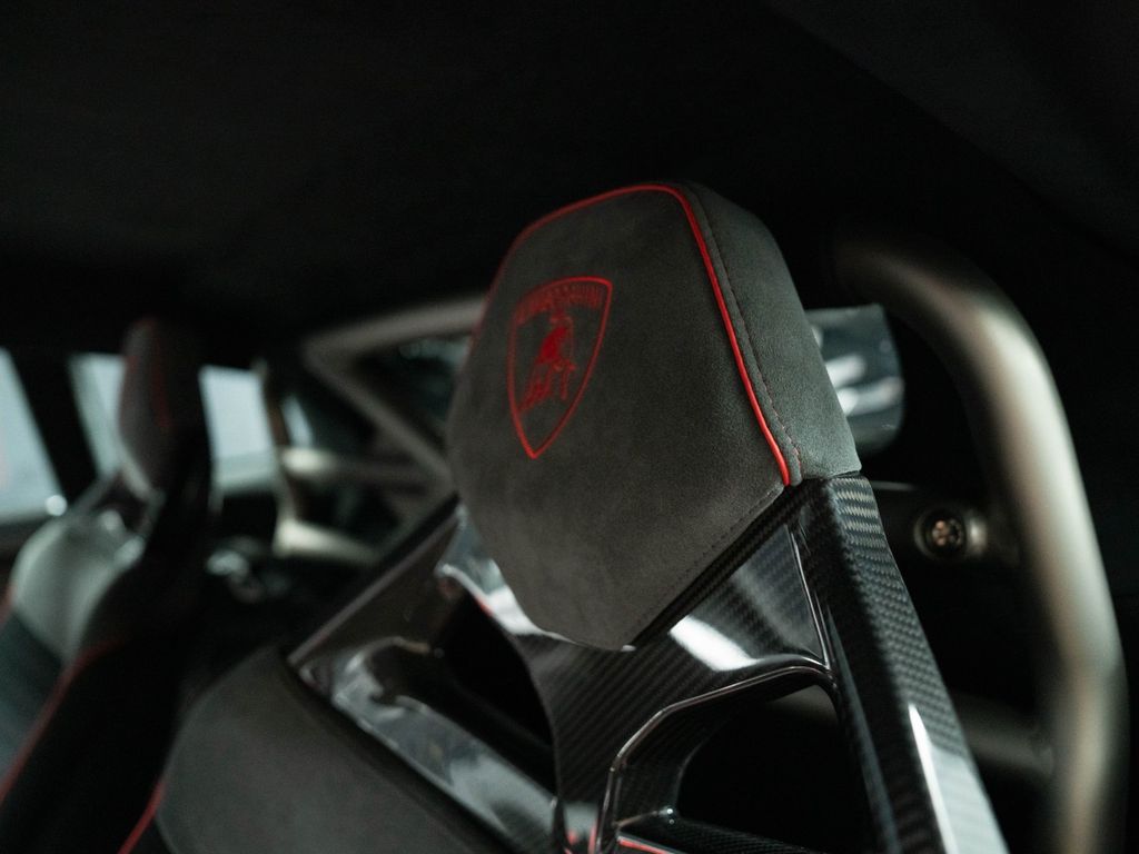 Lamborghini Huracán 2023