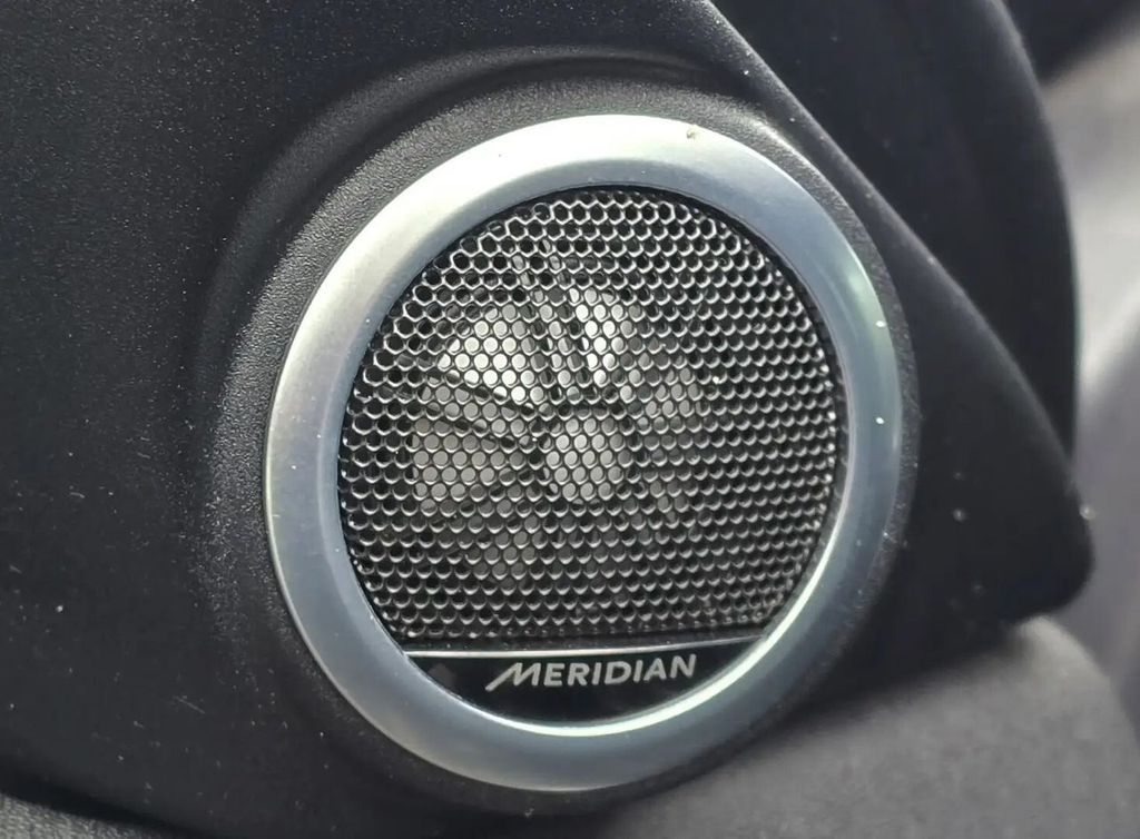 Land Rover Range Rover Evoque 2023