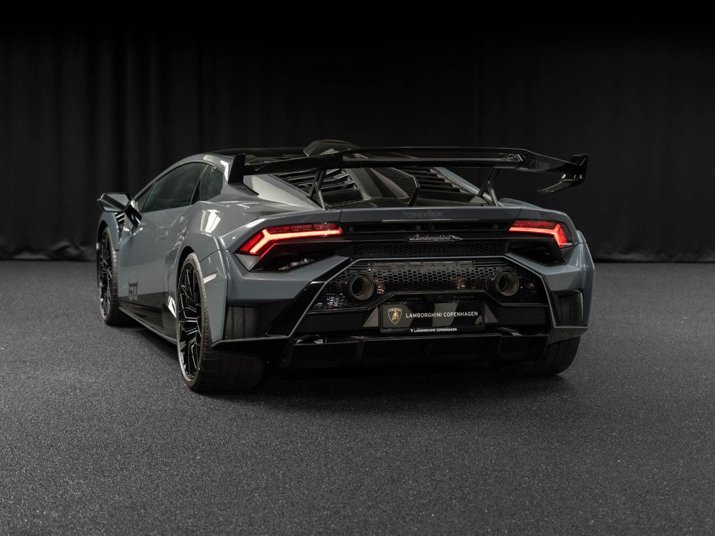 Lamborghini Huracán 2023