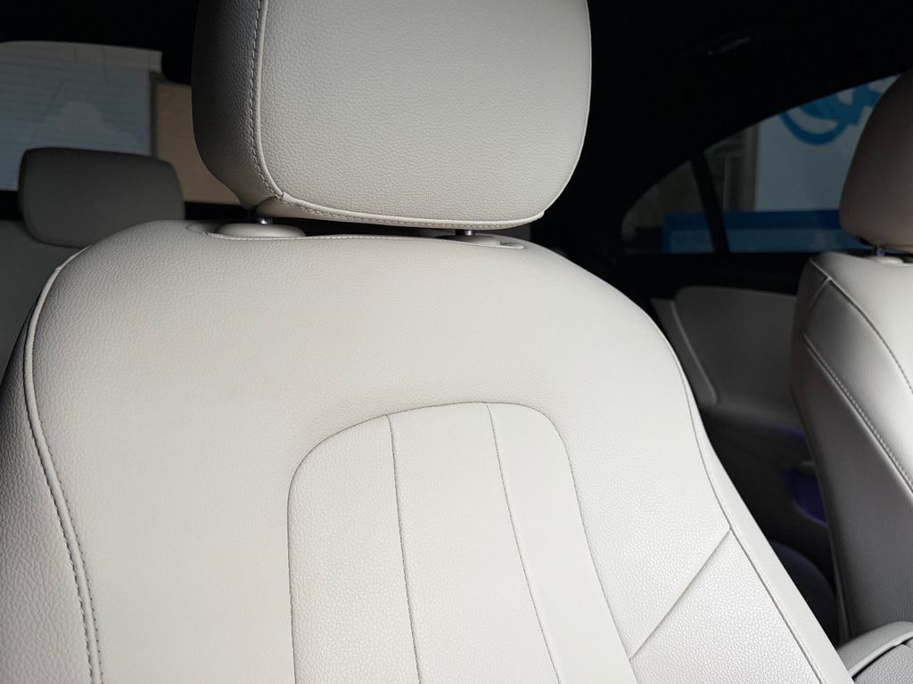 Mercedes-Benz CLA 250 2022