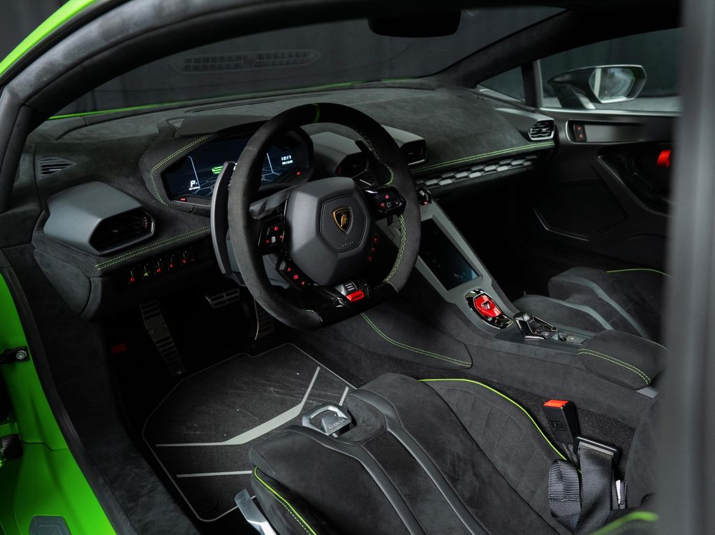 Lamborghini Huracán 2022