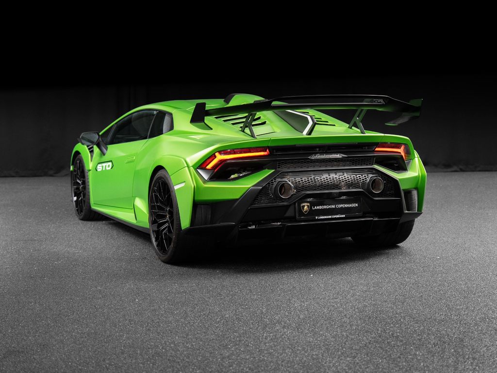 Lamborghini Huracán 2022