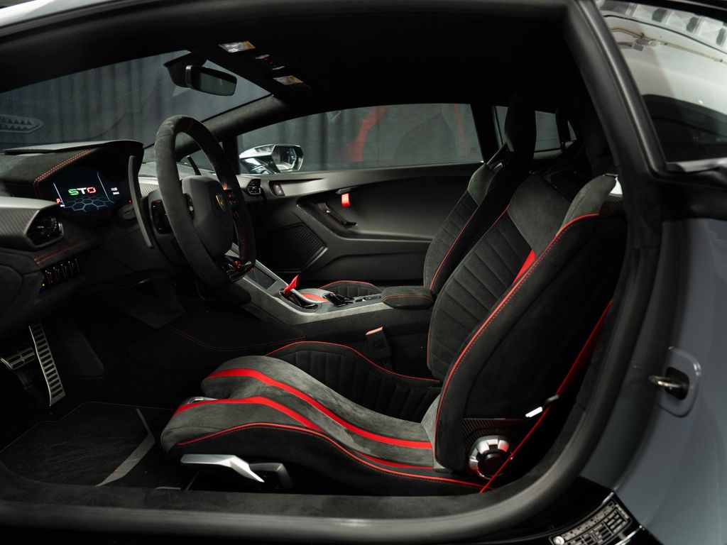 Lamborghini Huracán 2023